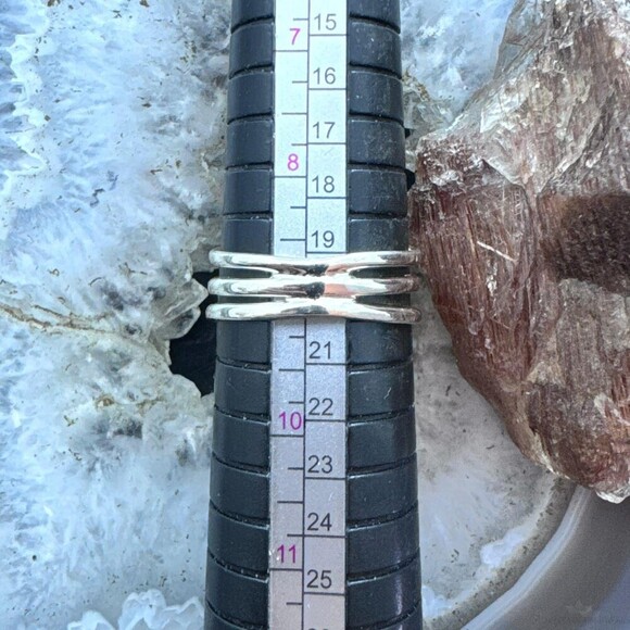 Sterling Southwestern Style Elongated Teardrop Malachite Decorated Ring Size 9 - Picture 10 of 10